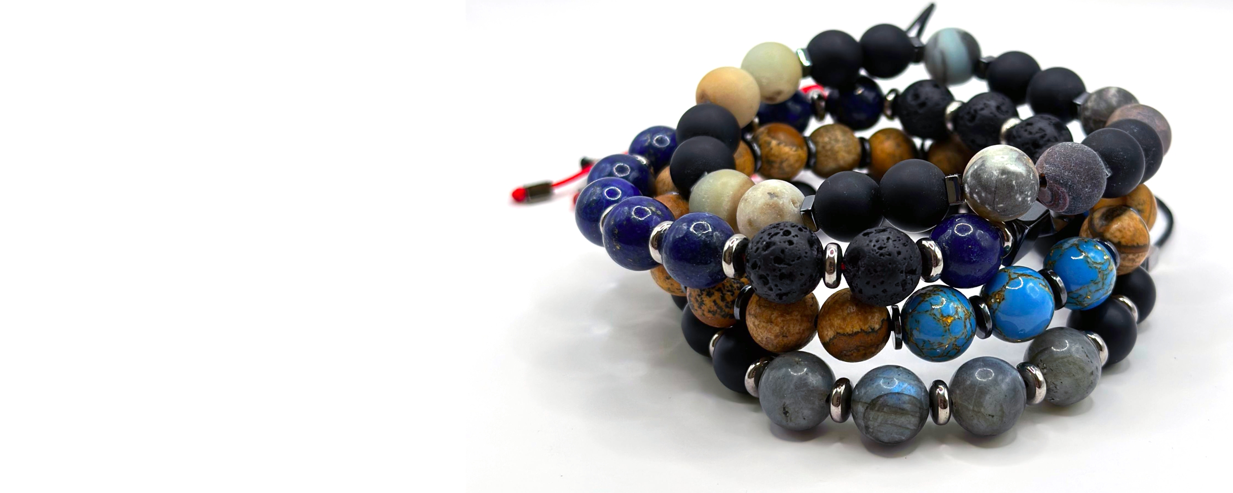 Слайд - "Уникальные украшения ручной работы"